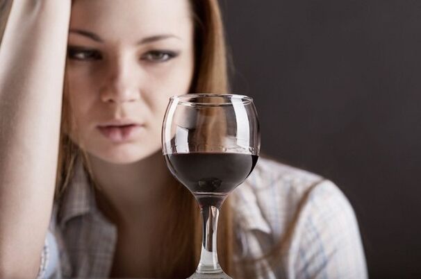 Woman drinking wine how to stop drinking